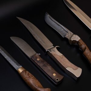 What material are best for kitchen knife: Damascus steel knife set