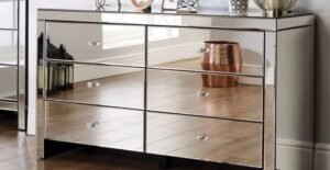 tips on buying mirrored furniture